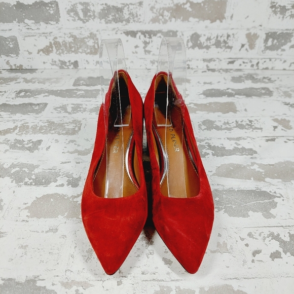 New Donald J Pliner Suzette Red Suede Pointed Toe Pump M424 - Picture 3 of 14